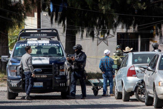 Diez muertos en un ataque armado contra un bar en México