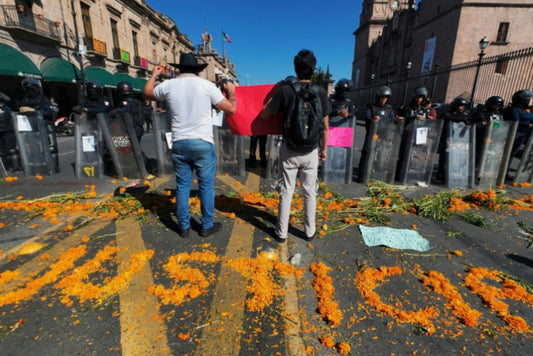 México: manifestaciones tras el asesinato de un alcalde en el oeste del país