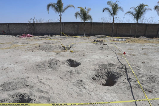 México: Un alcalde en convulsión tras el descubrimiento de un rancho «crematorio» de un cártel en su municipio