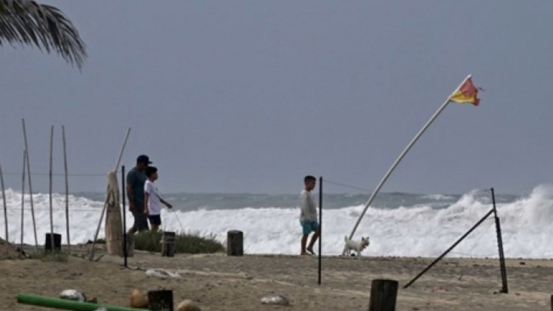 El huracán Hilary se acerca a la costa del Pacífico mexicano