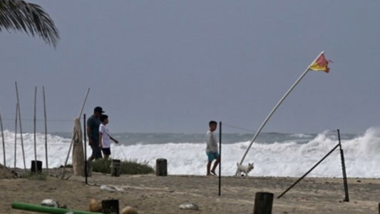 El huracán Hilary se acerca a la costa del Pacífico mexicano